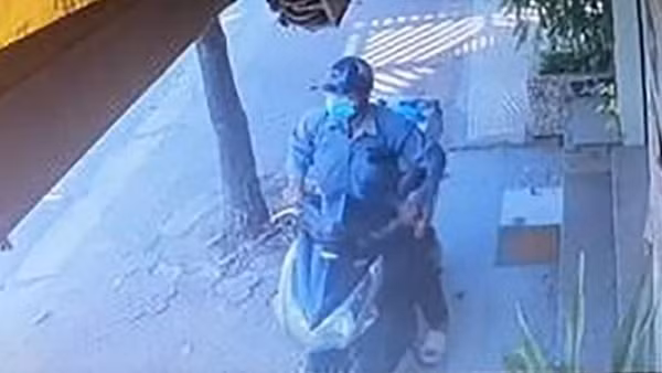 5 người nhập viện vì nhậu ấu trùng ve sầu ảnh 4