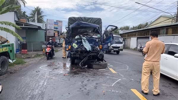 Hai nam sinh lớp 8 bị tàu hỏa tông thương vong ảnh 3