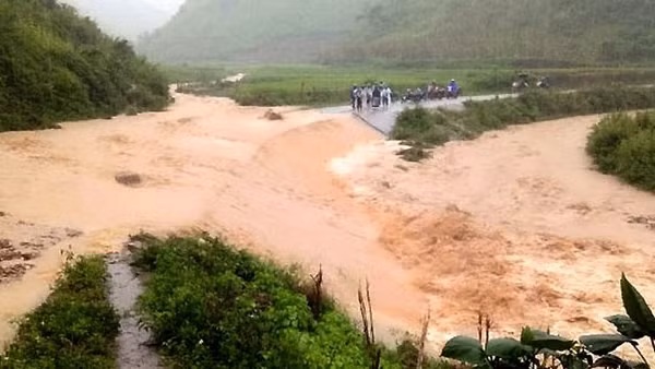 Lực lượng Công an chủ động ứng phó với diễn biến áp thấp nhiệt đới và mưa lớn