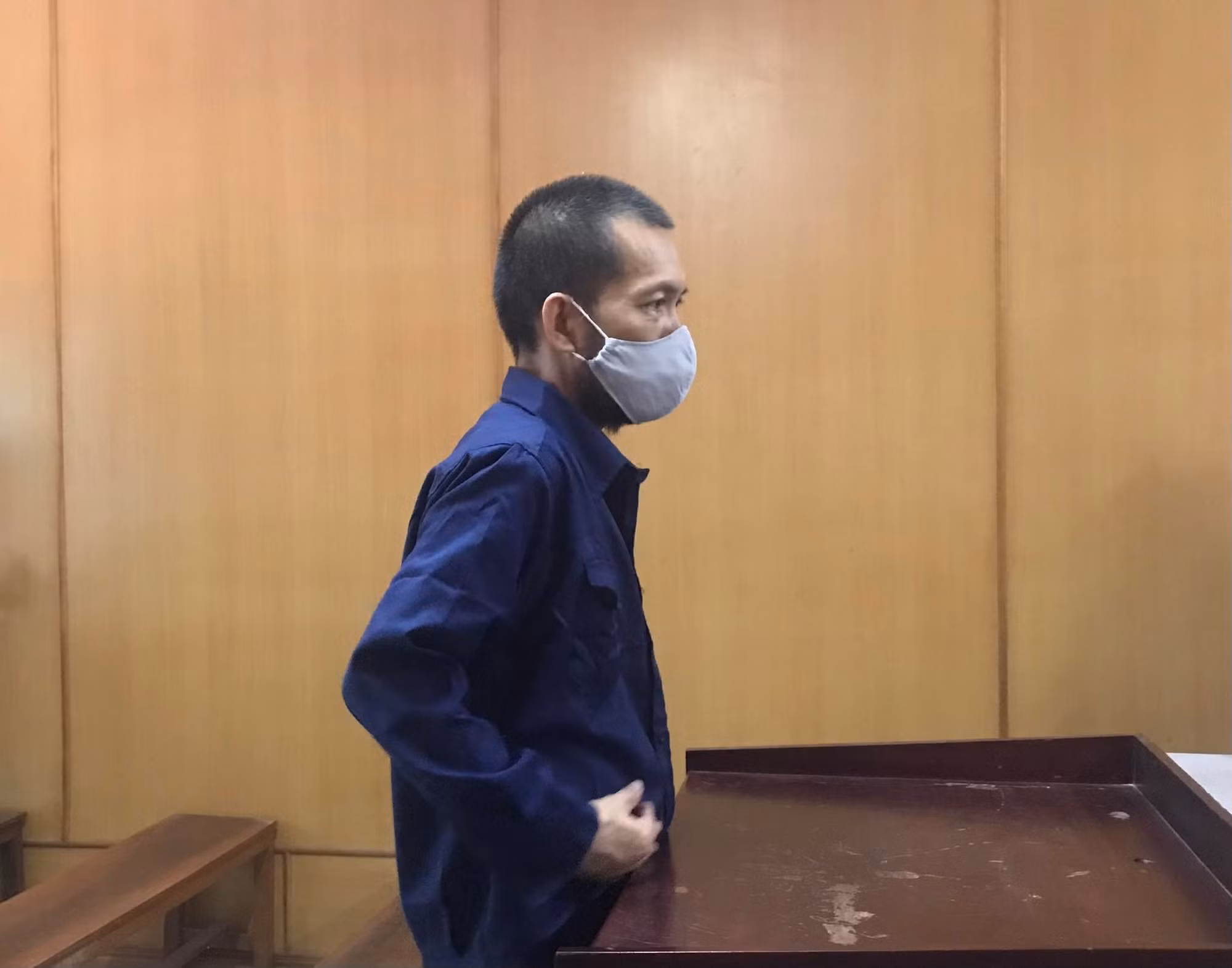 Nướng sạch tiền vào trò đá gà tại Campuchia “siêu trộm” lãnh án -0