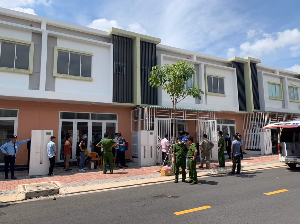 z3408735794002_65f78af27cdef292fbe088ed2d598bc2.jpg -0