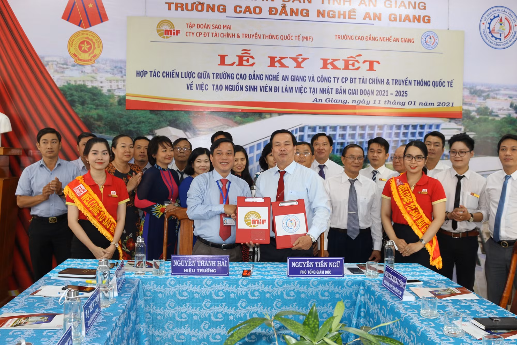 Xuất khẩu lao động - thắp sáng tương lai -0