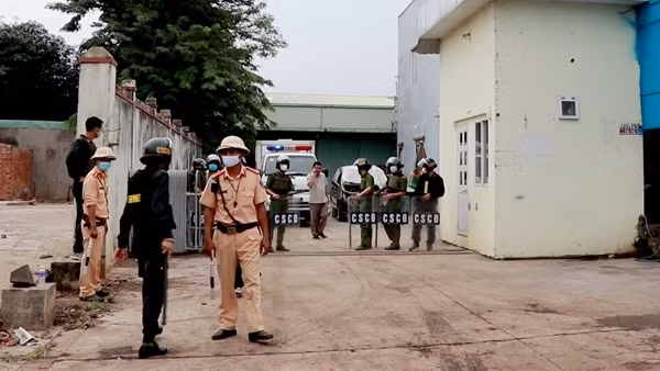 Tạm giữ nghi can cướp giật tài sản ảnh 3