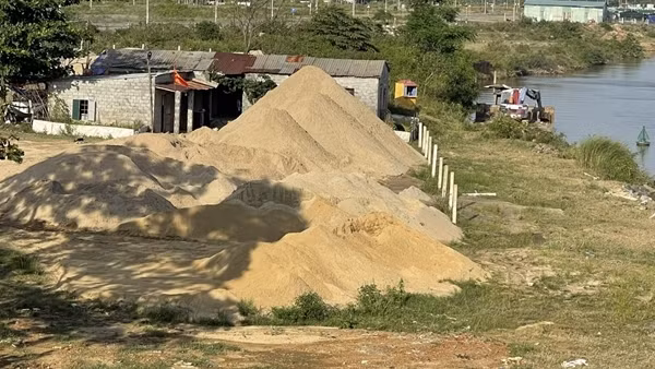 Kiên quyết xử lý việc xây dựng trái phép trên đất nông nghiệp ảnh 3