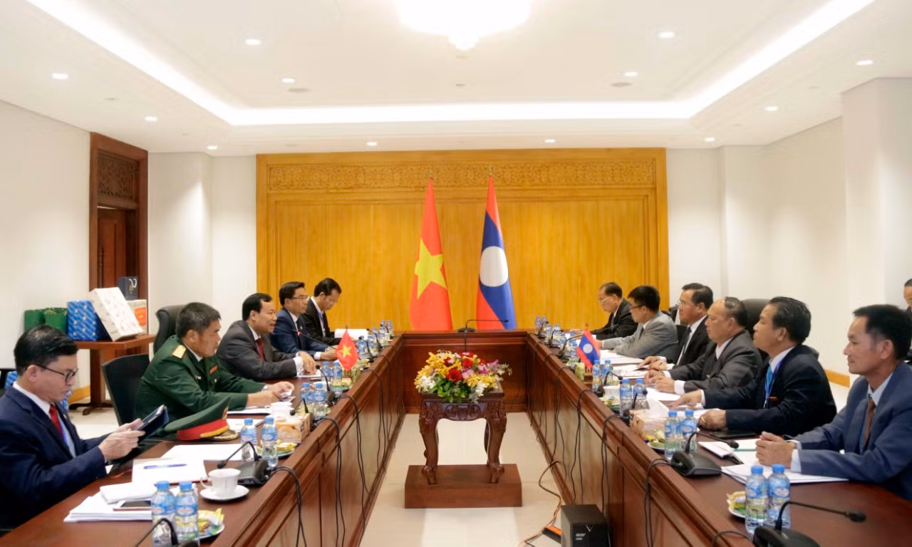 Tăng cường hợp tác giữa Ủy ban Quốc phòng và An ninh hai nước Việt Nam - Lào -0