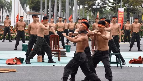 Bế mạc Hội thi điều lệnh, bắn súng, võ thuật CAND, Bảng thi số 3 ảnh 2