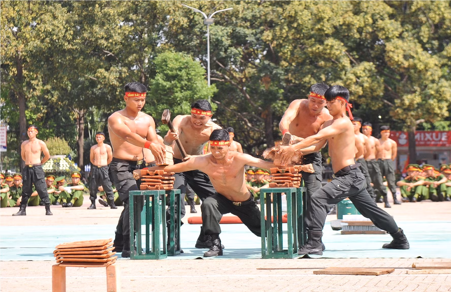 Khai mạc Hội thi điều lệnh, bắn súng, võ thuật CAND -0