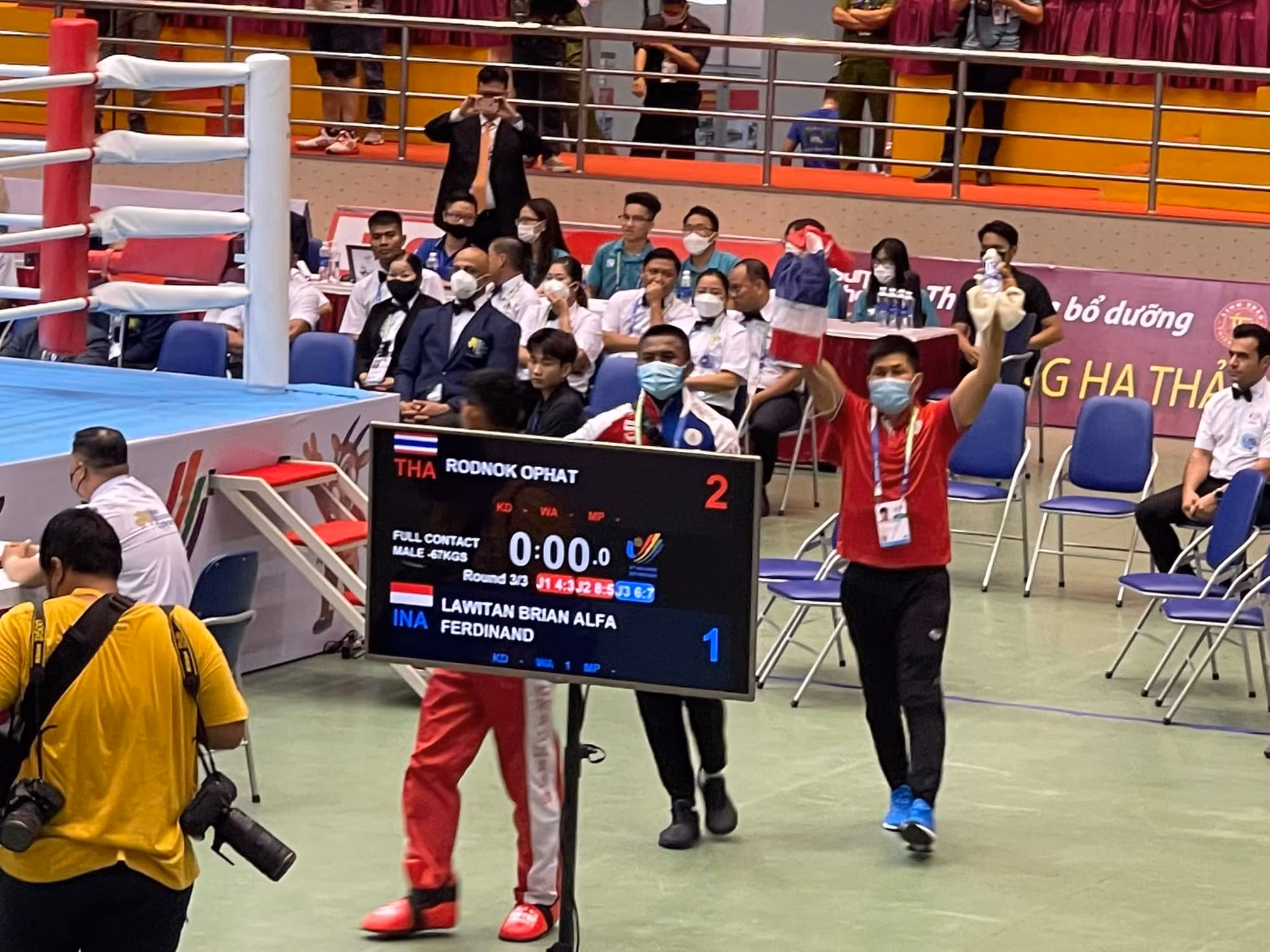 Những điều lạ ở môn Kickboxing SEA Games 31 -0