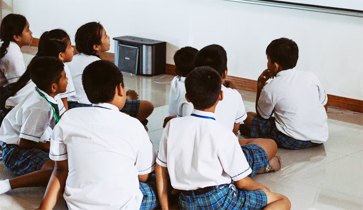 Đi học là niềm vui -0