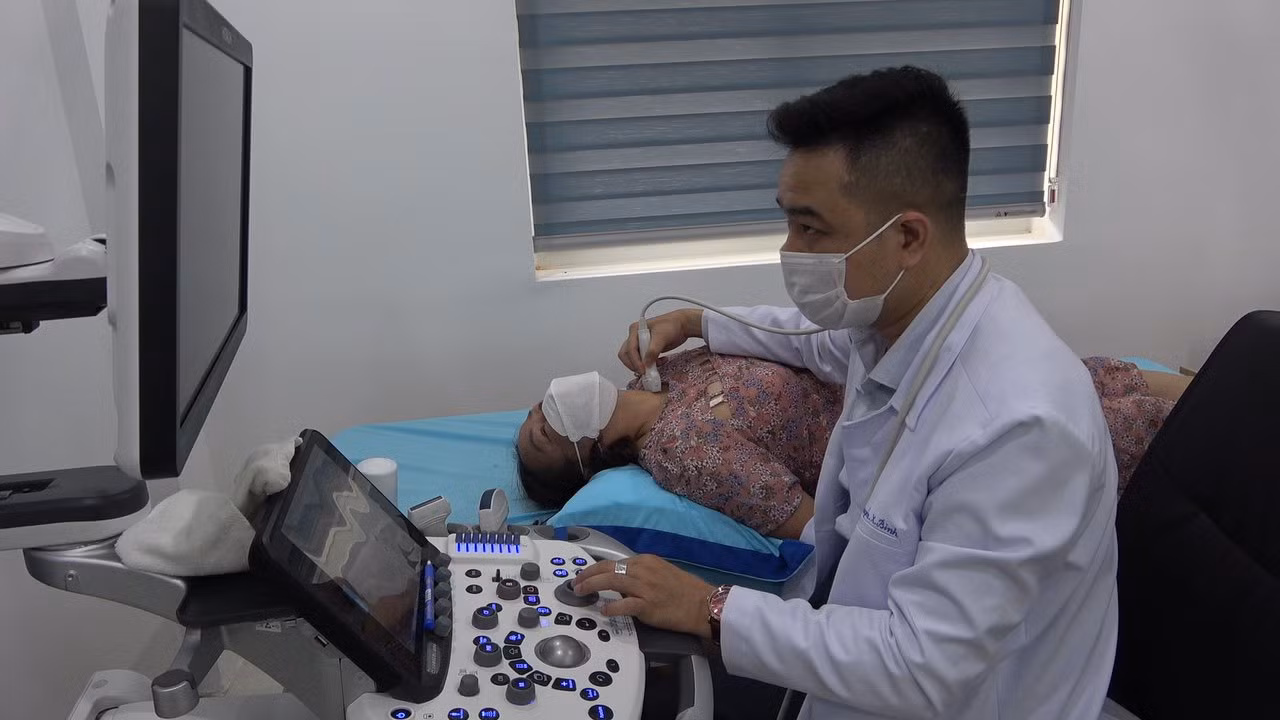 Bệnh viện 199: Khám bằng công nghệ y khoa cao miễn phí cho bệnh nhân về tuyến giáp cho người dân khu vực miền Trung -1