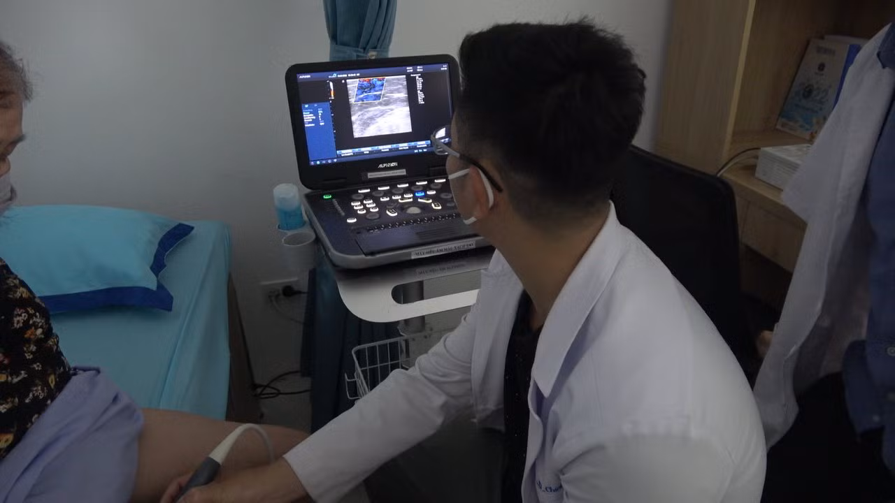 Bệnh viện 199: Khám bằng công nghệ y khoa cao miễn phí cho bệnh nhân về tuyến giáp cho người dân khu vực miền Trung -2