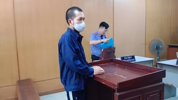Nướng sạch tiền vào sòng bài tại Campuchia, “siêu trộm” lãnh án