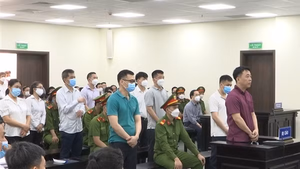 Hành trình triệt phá đường dây sản xuất, buôn bán thuốc điều trị COVID-19 giả quy mô lớn ảnh 5
