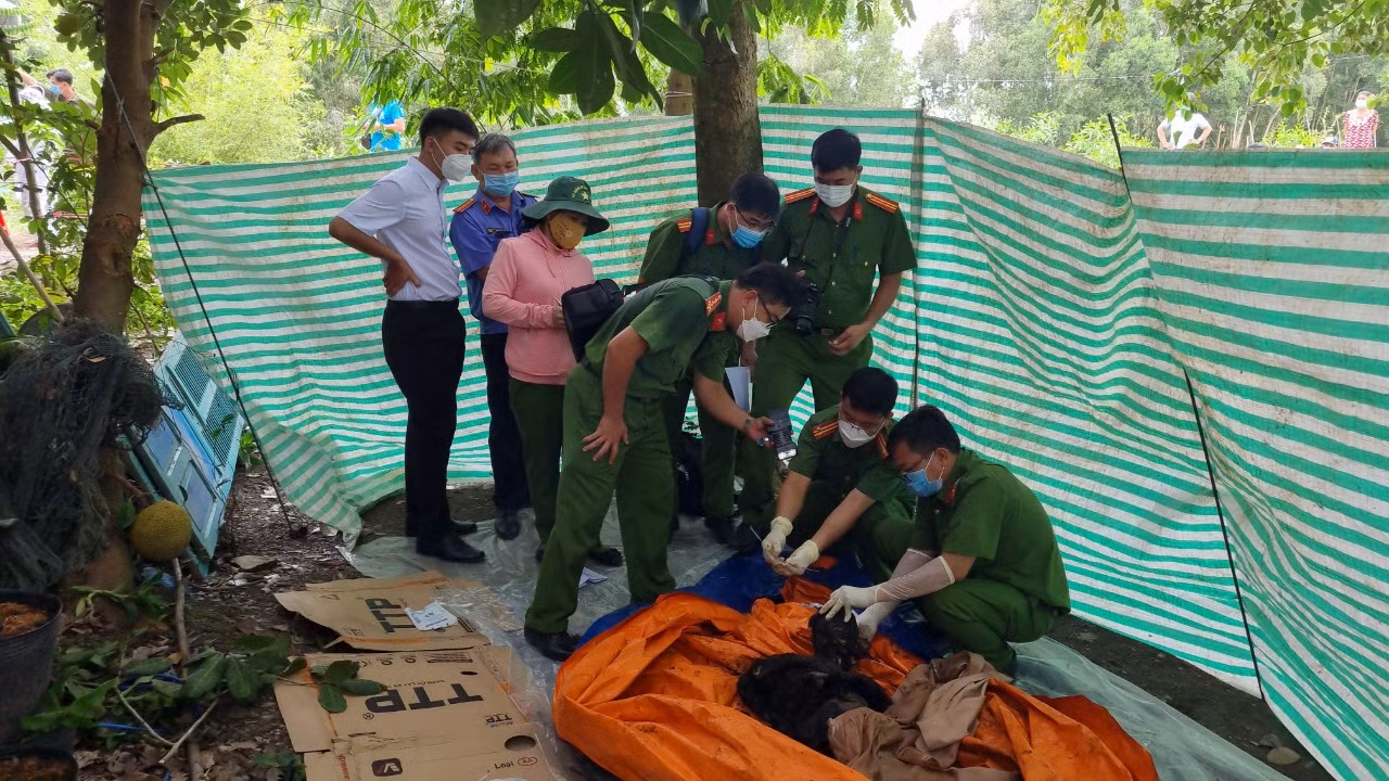 Từ vết bỏng lộ mặt kẻ giết người cướp tài sản rồi đốt xác phi tang -0