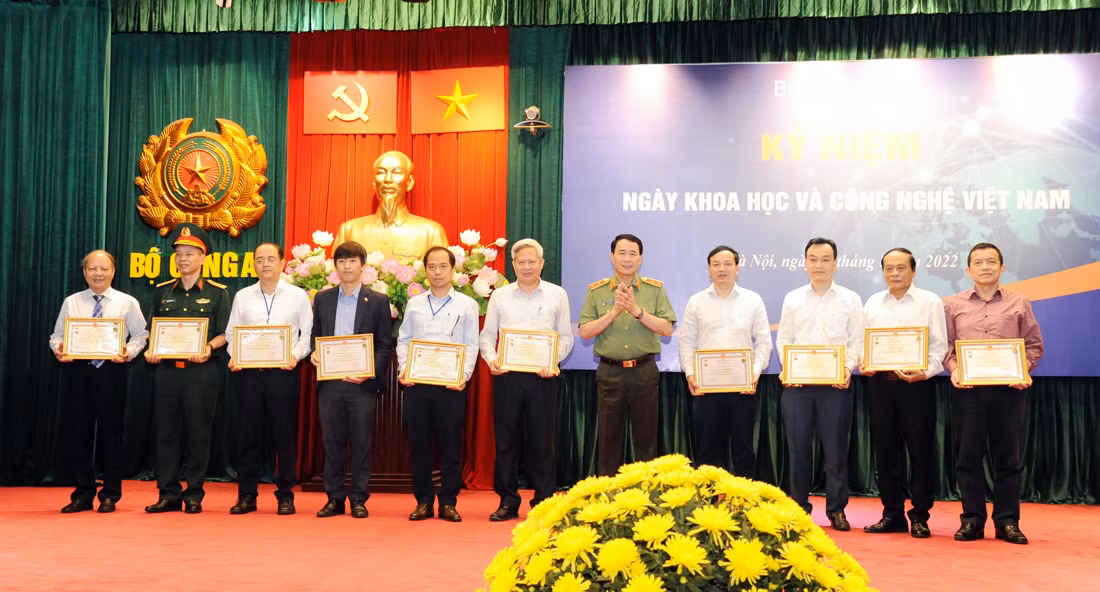 Bộ Công an tổ chức Lễ Kỷ niệm Ngày Khoa học và Công nghệ Việt Nam -0