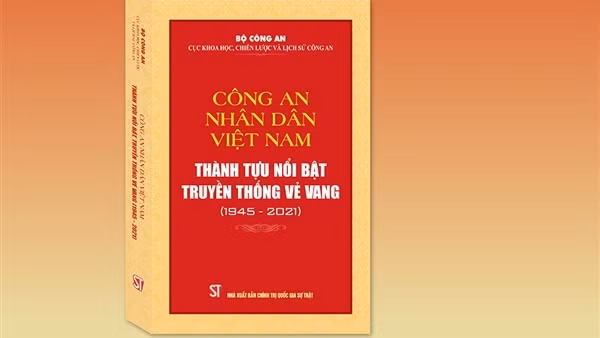 Nghiệm thu bản thảo cuốn sách về xây dựng Đảng trong CAND do Đại tướng Tô Lâm chủ biên ảnh 5