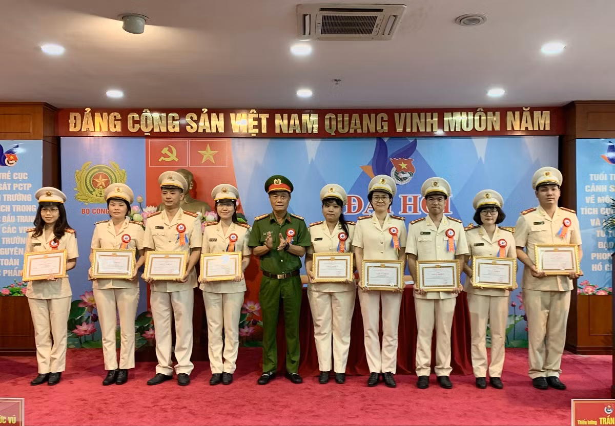 Phát huy vai trò tuổi trẻ trong công tác phòng chống tội phạm và bảo vệ môi trường -0