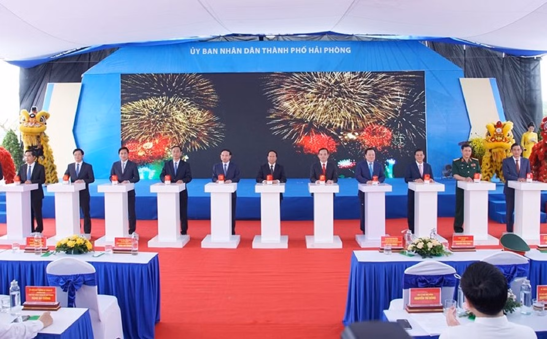 Phó Thủ tướng Lê Văn Thành phát lệnh khởi công cầu 2.000 tỷ đồng nối Hải Phòng với Quảng Ninh -0