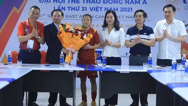 Đoạt vé vào chung kết SEA Games, tuyển nữ Việt Nam được thưởng khủng ảnh 3