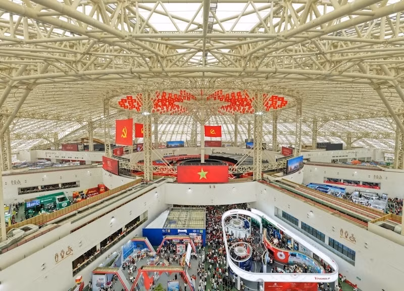 Phân luồng giao thông phục vụ hội chợ Mùa thu 2025 -0