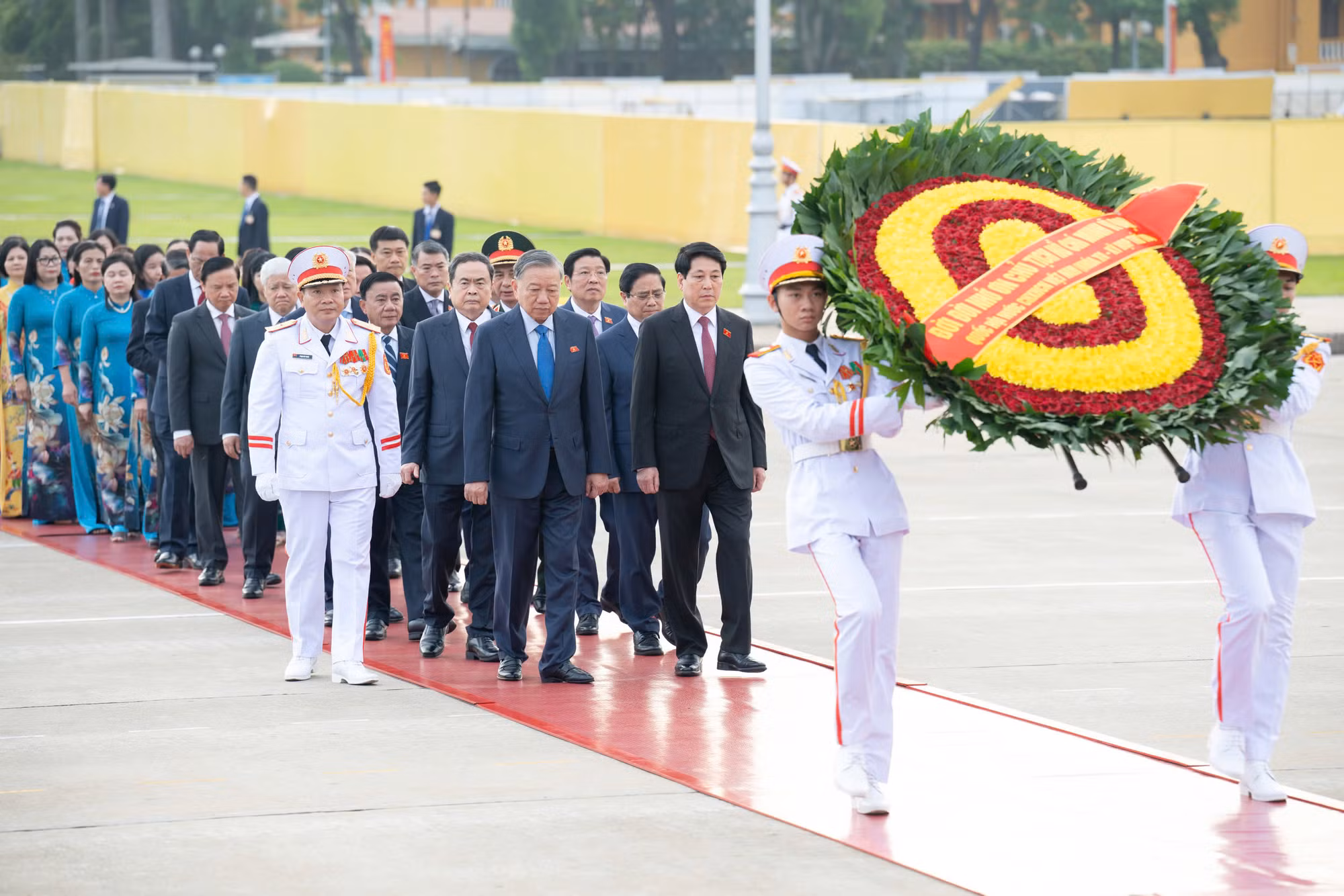 Kỳ họp không chỉ tổng kết nhiệm kỳ mà còn là bước khởi đầu cho thời kỳ phát triển mới -0