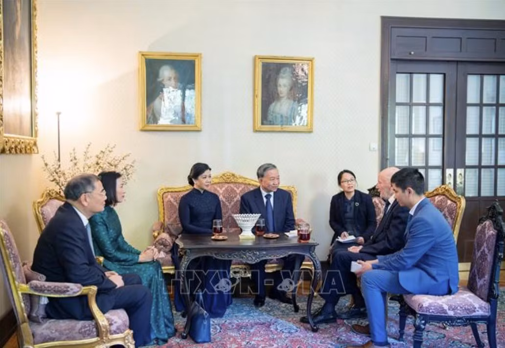 Tổng Bí thư Tô Lâm thăm nơi Bác Hồ từng ở tại Bulgaria -0