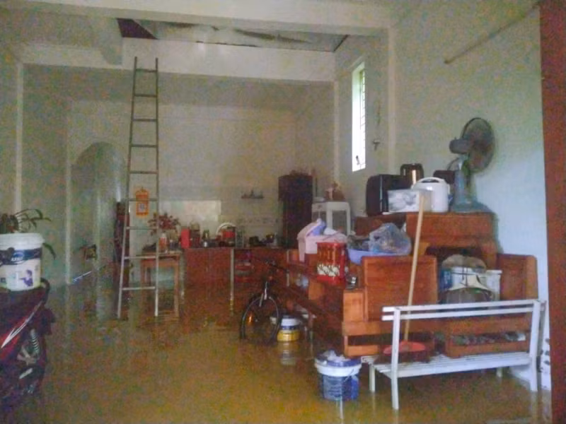 Trong mưa lũ càng nêu cao tinh thần vì nhân dân phục vụ -2