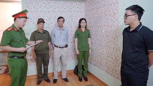 Làm trong sạch không gian mạng từ những hội nhóm ảo