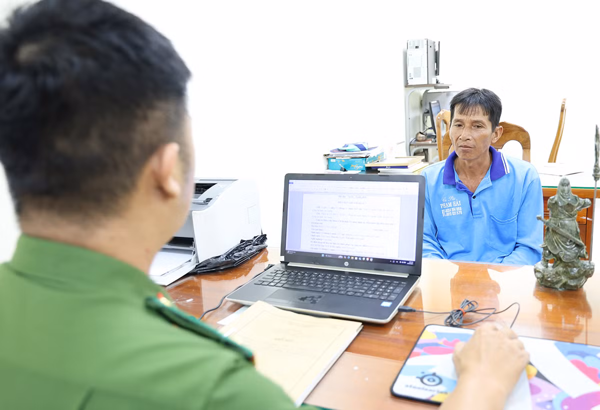 Chồng chém vợ tử vong chỉ vì lời cằn nhằn 