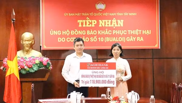 Agribank Bắc Long An hướng về miền Bắc sau bão số 10 và 11