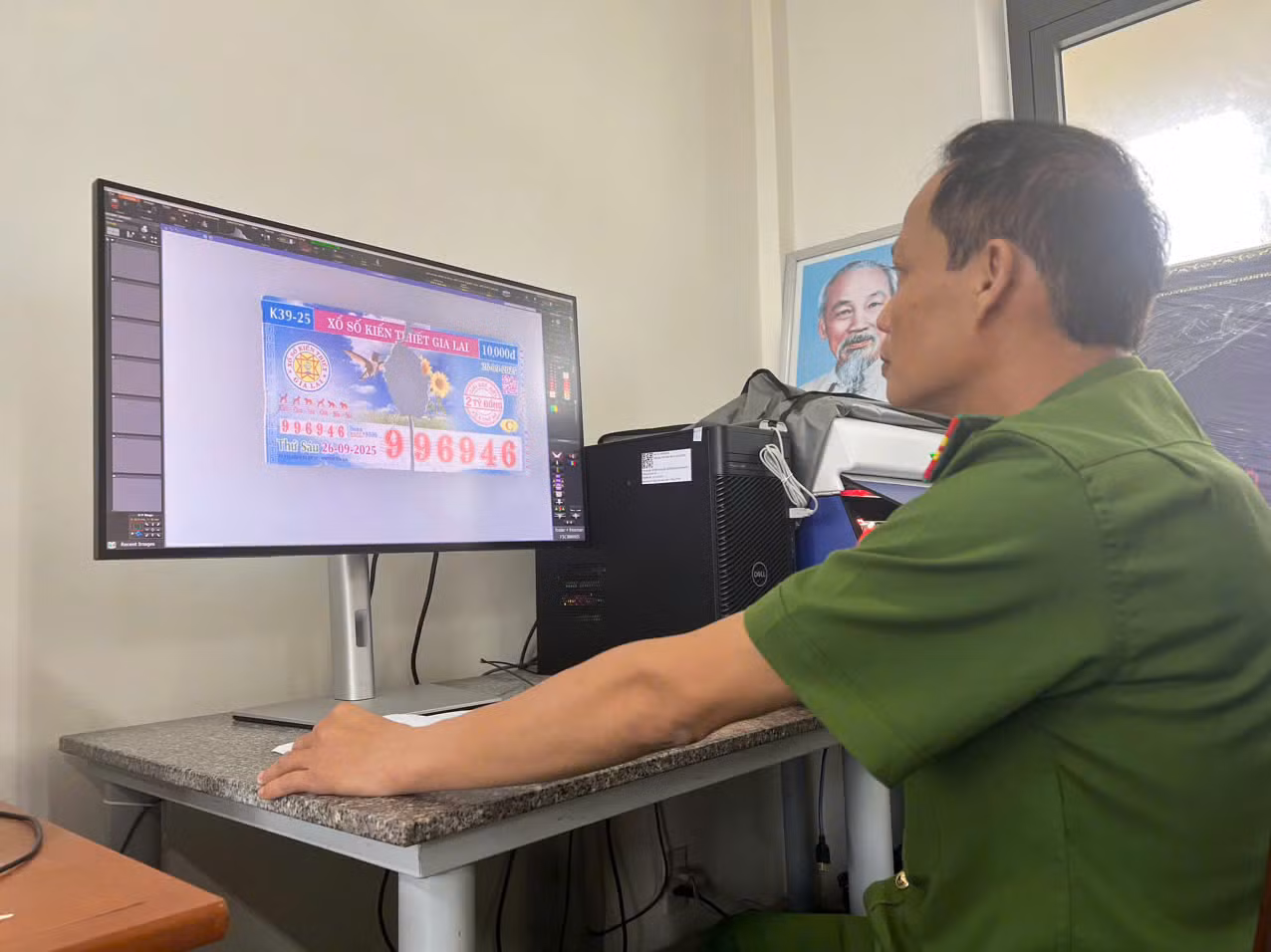 Từ kết quả giám định của Công an, một người dân được trả thưởng vé số độc đắc bị rách -0