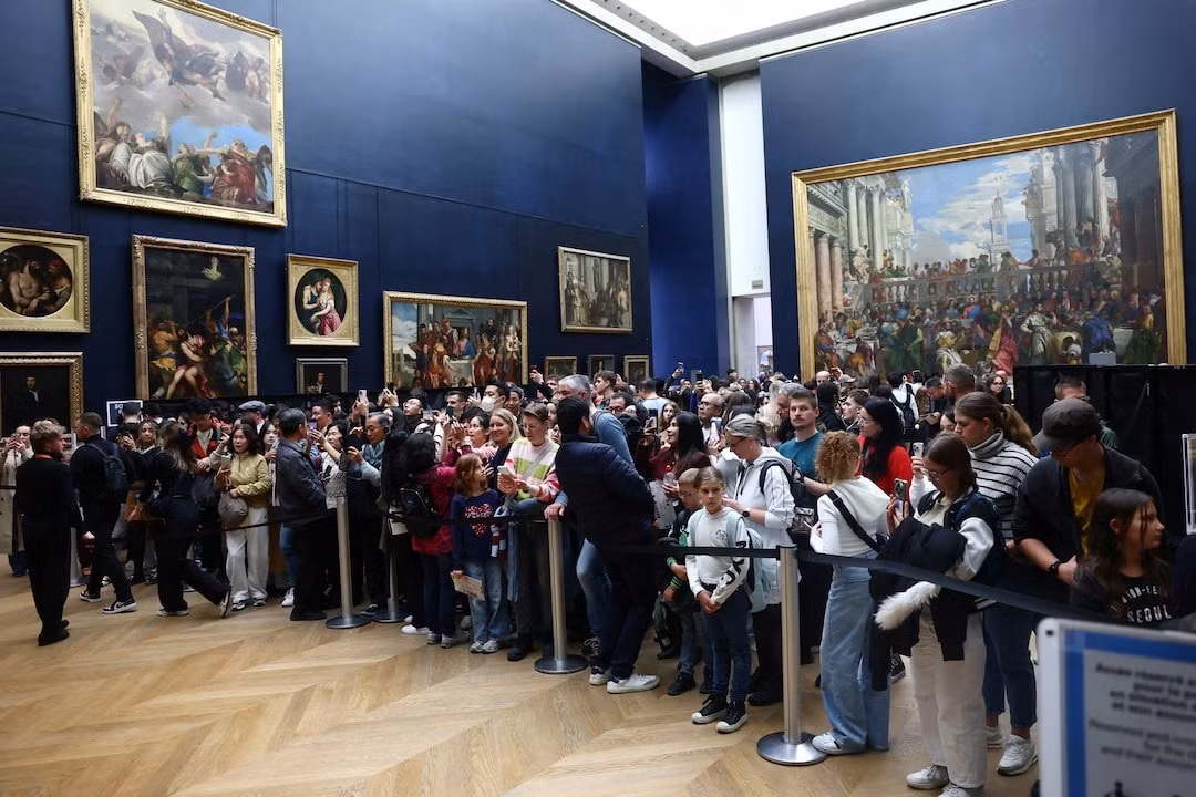 Vụ trộm tại bảo tàng Louvre: Lỗi hệ thống an ninh và những sai sót nghiêm trọng -0