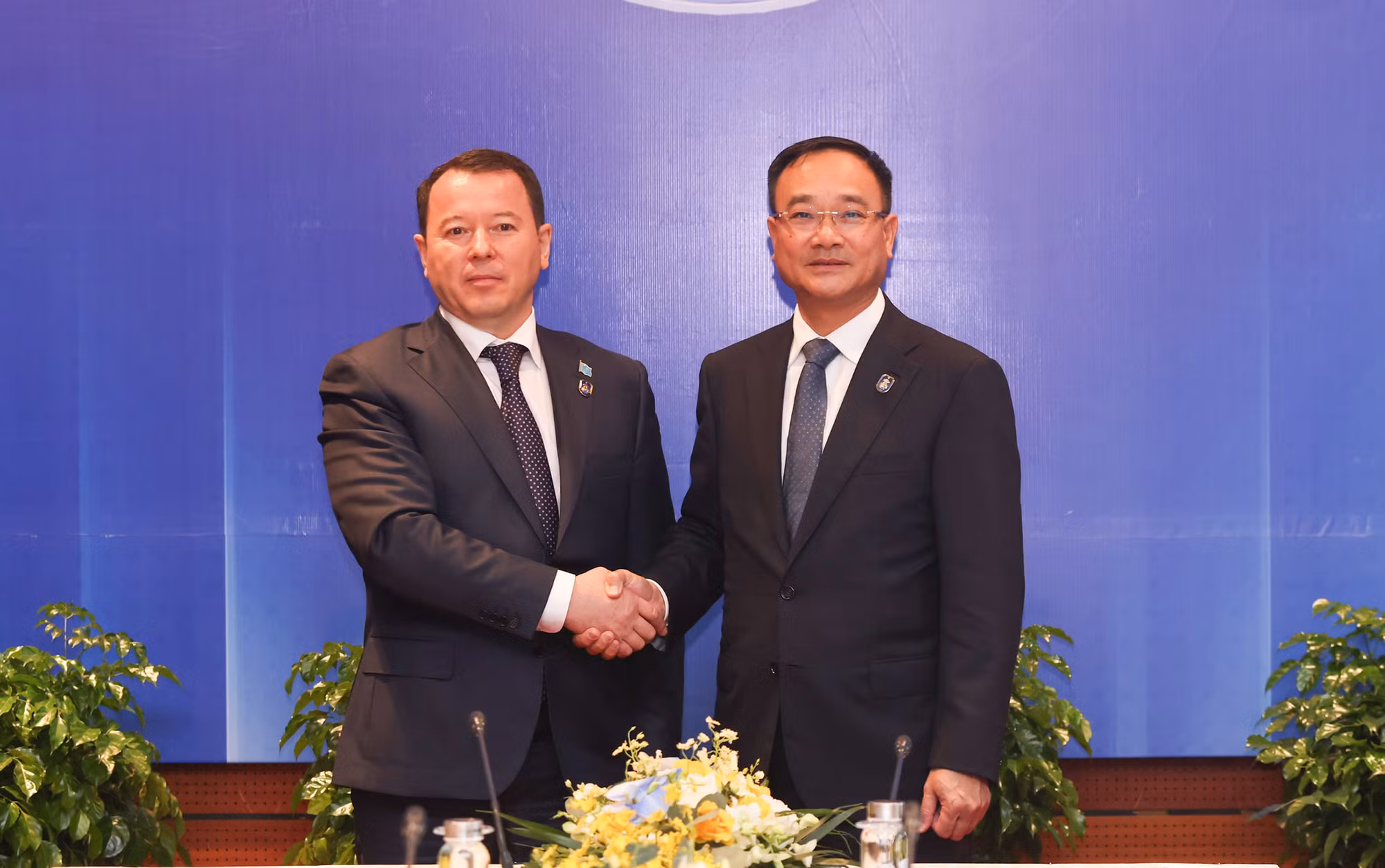 Chưa nghĩa ra tiêu đề -0