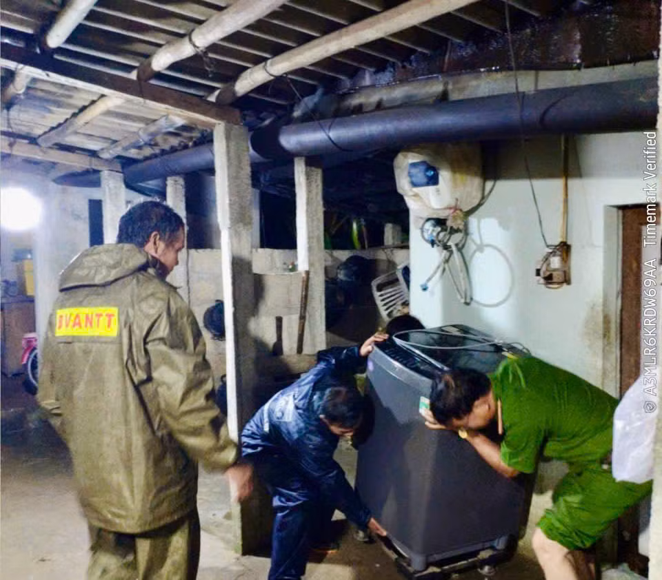Khoảng 4.500 cán bộ chiến sĩ và lực lượng tham gia bảo vệ ANTT ở cơ sở ứng phó với bão số 12 -0