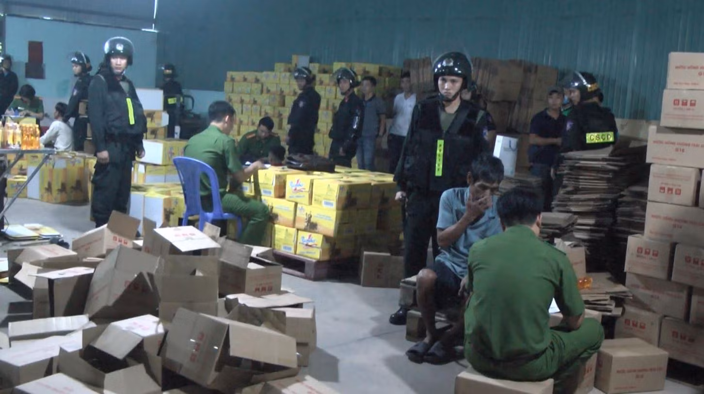Công tác đảm bảo ANTT tạo động lực mới cho phát triển kinh tế - xã hội của Đồng Nai -1