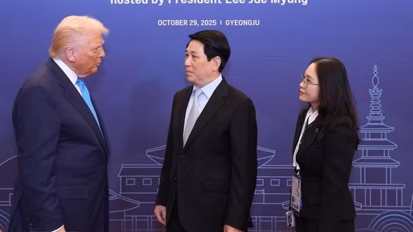 Chủ tịch nước gặp Tổng thống Hoa Kỳ và lãnh đạo cấp cao các nước dự APEC 2025