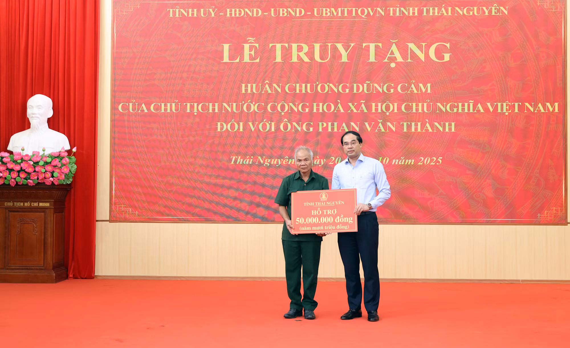 Vinh danh tấm gương quên mình cứu người trong lũ dữ ở Thái Nguyên -0