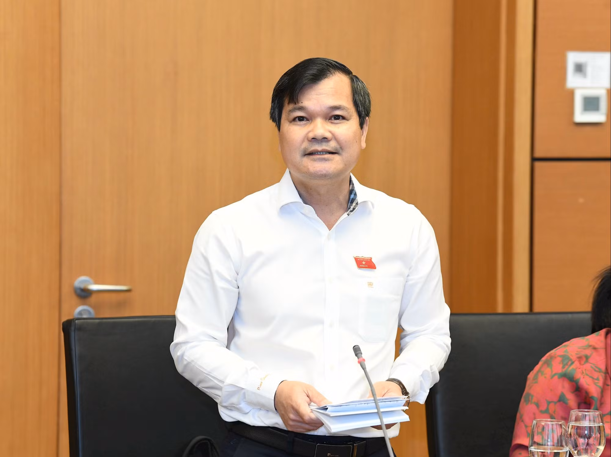 db-nguyen-van-quan-doan-dbqh-thanh-pho-can-tho-phat-bieu.2.jpg -0