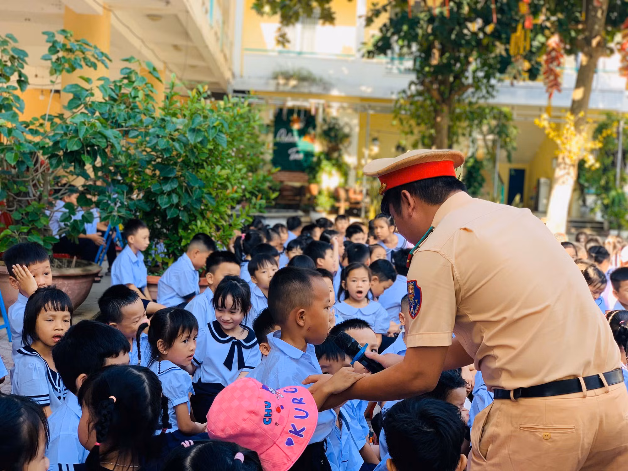 Nhiều phường ở Đà Nẵng cho học sinh nghỉ học từ ngày 22/10 để ứng phó bão số 12 -0