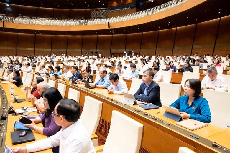 Phó Thủ tướng: Xây dựng lộ trình cải cách tiền lương phù hợp, báo cáo Trung ương Quý I/2026 -0