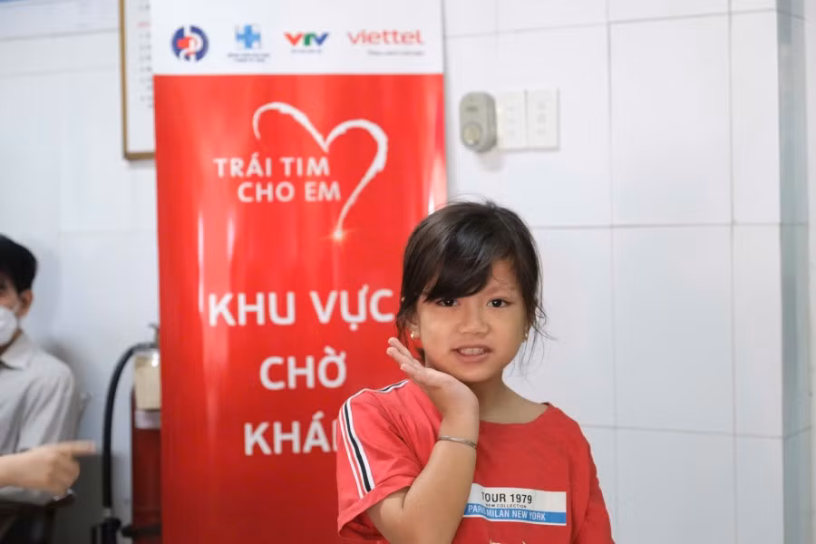 Viettel lần đầu công bố báo cáo phát triển bền vững, hướng tới tương lai xanh trong kỷ nguyên số -0