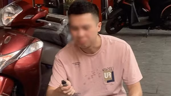 Những nguy hiểm rình rập khi hít phải khói thuốc lá điện tử