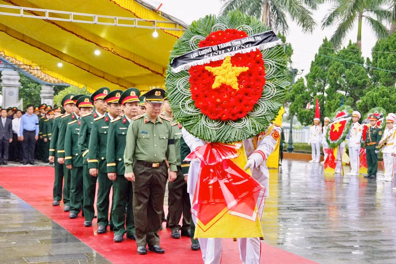 Truy điệu, an táng 34 hài cốt liệt sĩ được tìm thấy ở khu vực Thành cổ Quảng Trị -0