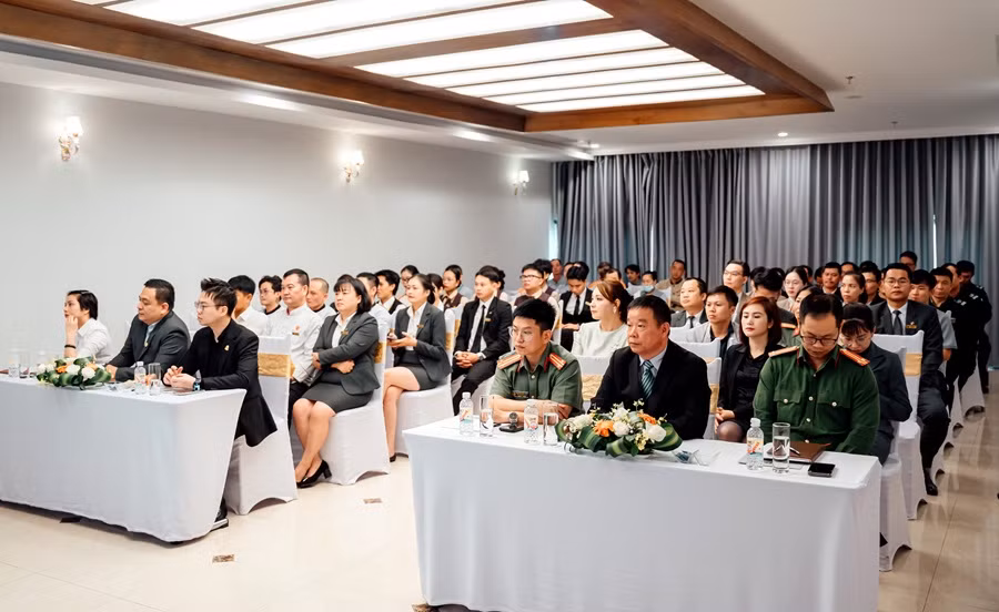 Mỗi nhân viên là một “đại sứ” An ninh -0