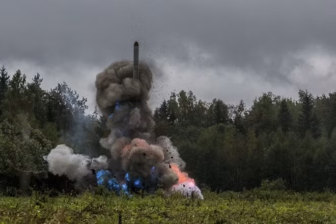 Belarus hé lộ thời điểm đưa Oreshnik vào trực chiến -0