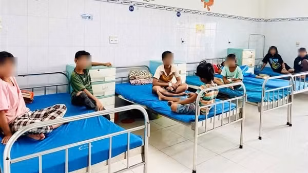 “Thần y mạng” chữa bệnh bằng độc dược