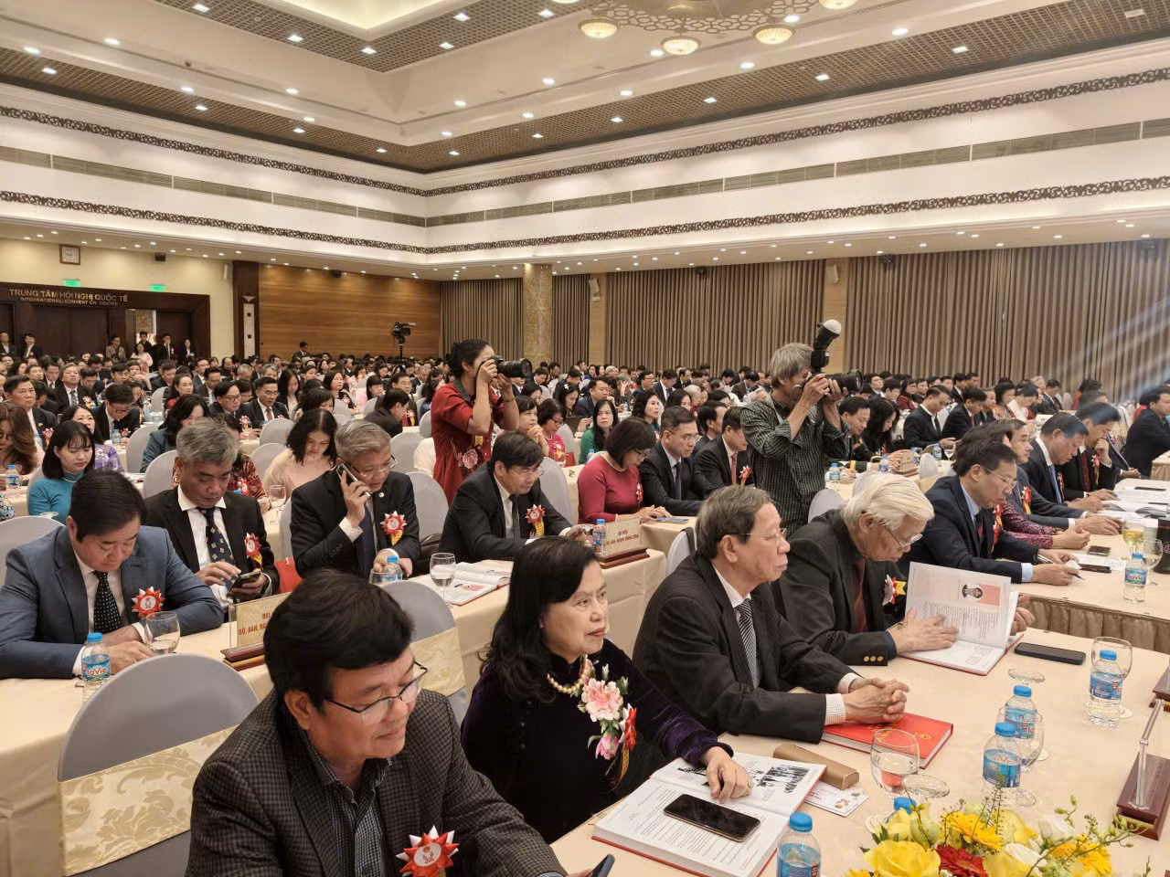 Nâng cao y đức, xây dựng hệ thống y tế hiện đại, công bằng và hiệu quả -0