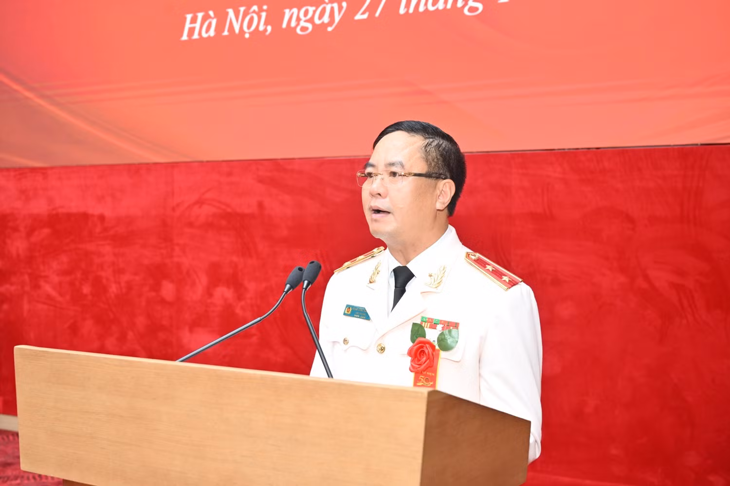 Xây dựng đội ngũ cán bộ pháp chế có bản lĩnh chính trị vững vàng, tận trung với Đảng, tận hiếu với dân -0