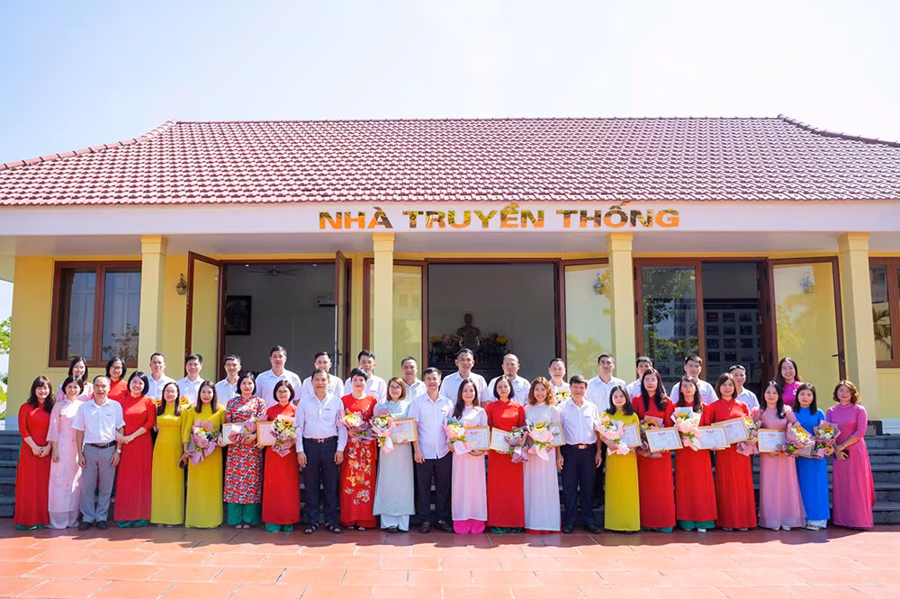 Nhiệt điện Quảng Ninh tổ chức các hoạt động ý nghĩa nhân ngày Phụ nữ Việt Nam -1