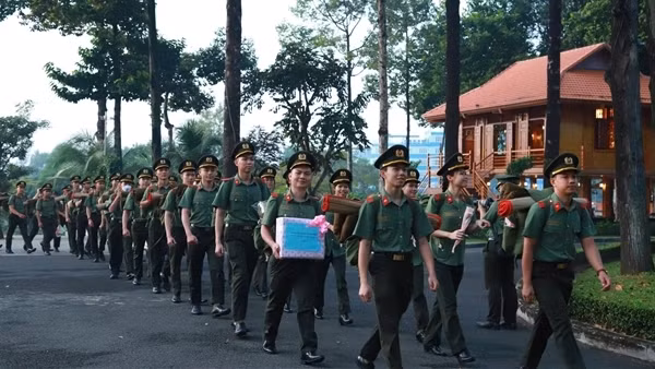 Hơn 300 giảng viên, học viên An ninh “3 cùng” với người dân Đồng Tháp